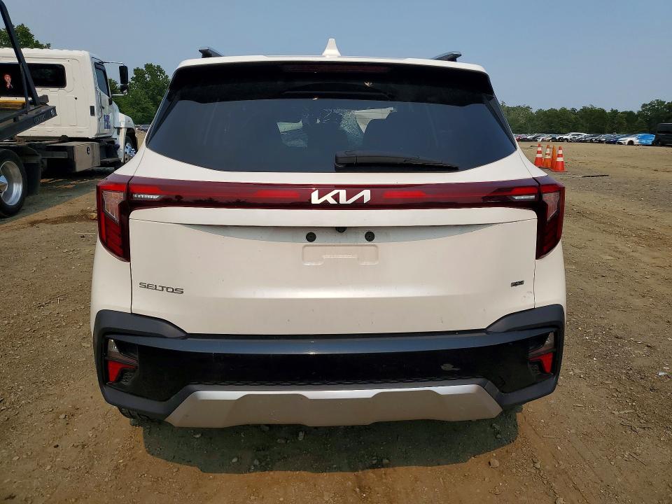 2024 Kia Seltos მანქანა იყიდება აუქციონზე, vin: KNDEUCAA2R7518439, აუქციონის ნომერი: 60995076