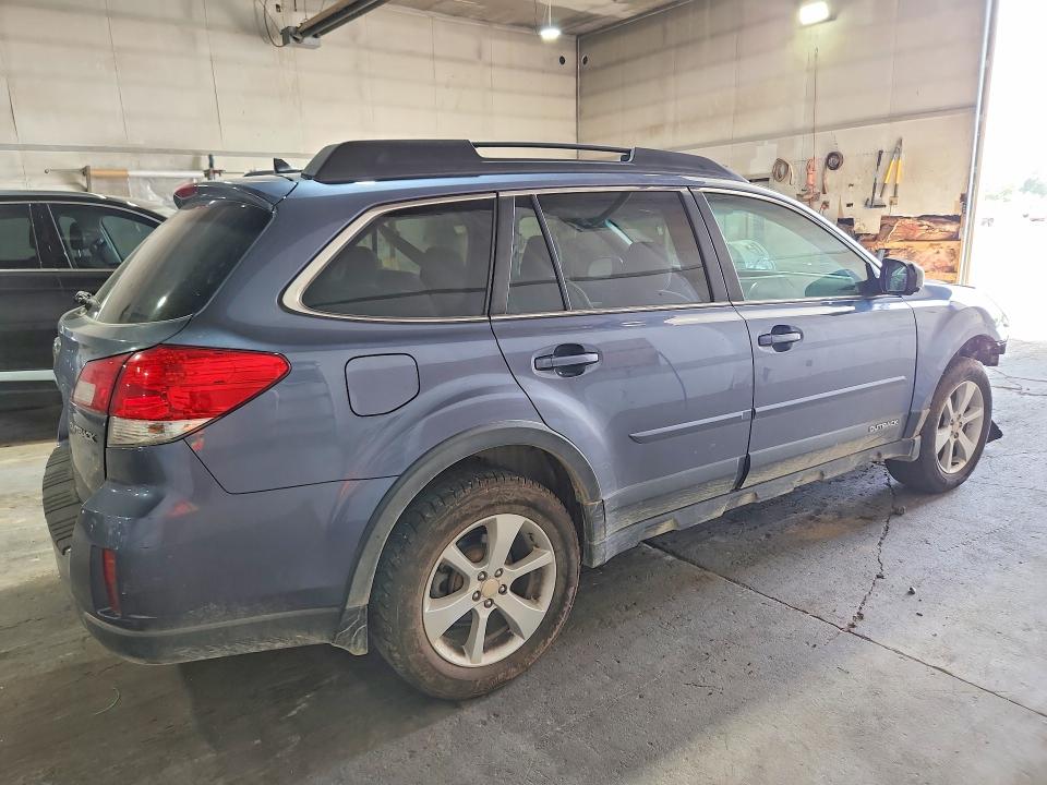 59157646 :رقم المزاد ، 4S4BRCCC7E3269961 vin ، 2014 Subaru Outback مزاد بيع