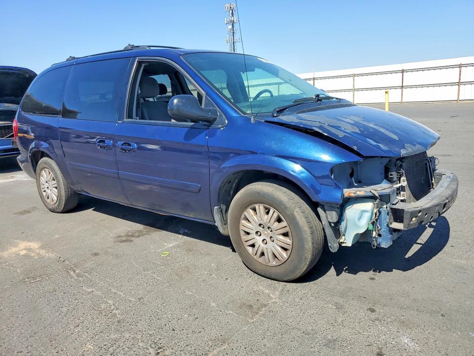 63569546 :رقم المزاد ، 2C4GP44R35R319156 vin ، 2005 Chrysler Town & Country مزاد بيع