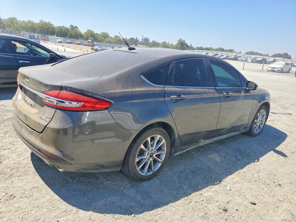 Aukcja sprzedaży 2017 Ford Fusion, vin: 3FA6P0LU0HR306671, numer aukcji: 63381436