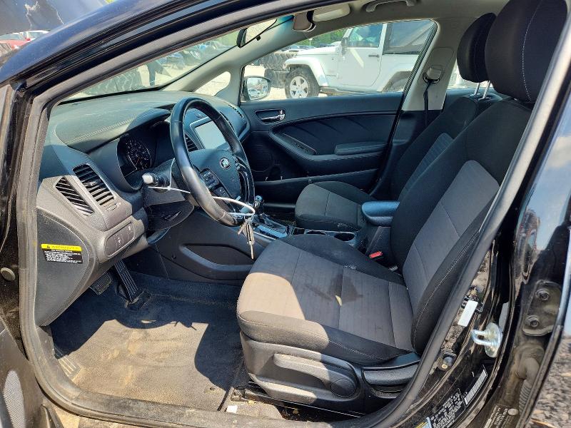 59184866 :رقم المزاد ، 3KPFL4A74HE114557 vin ، 2017 Kia Forte مزاد بيع