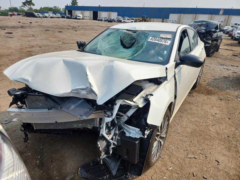 2026 Nissan Altima მანქანა იყიდება აუქციონზე, vin: 1N4BL4DW4TN319968, აუქციონის ნომერი: 62640576