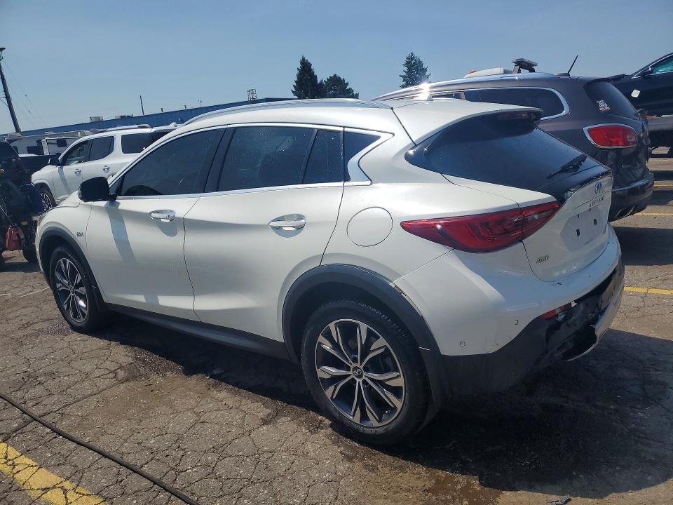 60389876 :رقم المزاد ، SJKCH5CR0HA031250 vin ، 2017 Infiniti Qx30 مزاد بيع