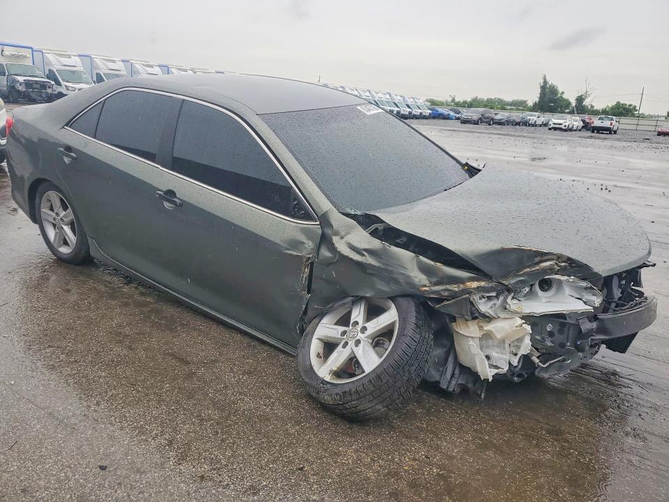 2013 Toyota Camry მანქანა იყიდება აუქციონზე, vin: 4T1BF1FK1DU689157, აუქციონის ნომერი: 63407326