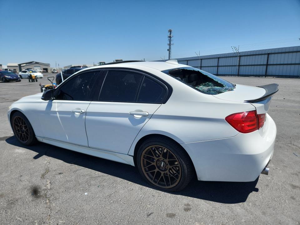 60328536 :رقم المزاد ، WBA3A9C54EF477795 vin ، 2014 Bmw 335 مزاد بيع