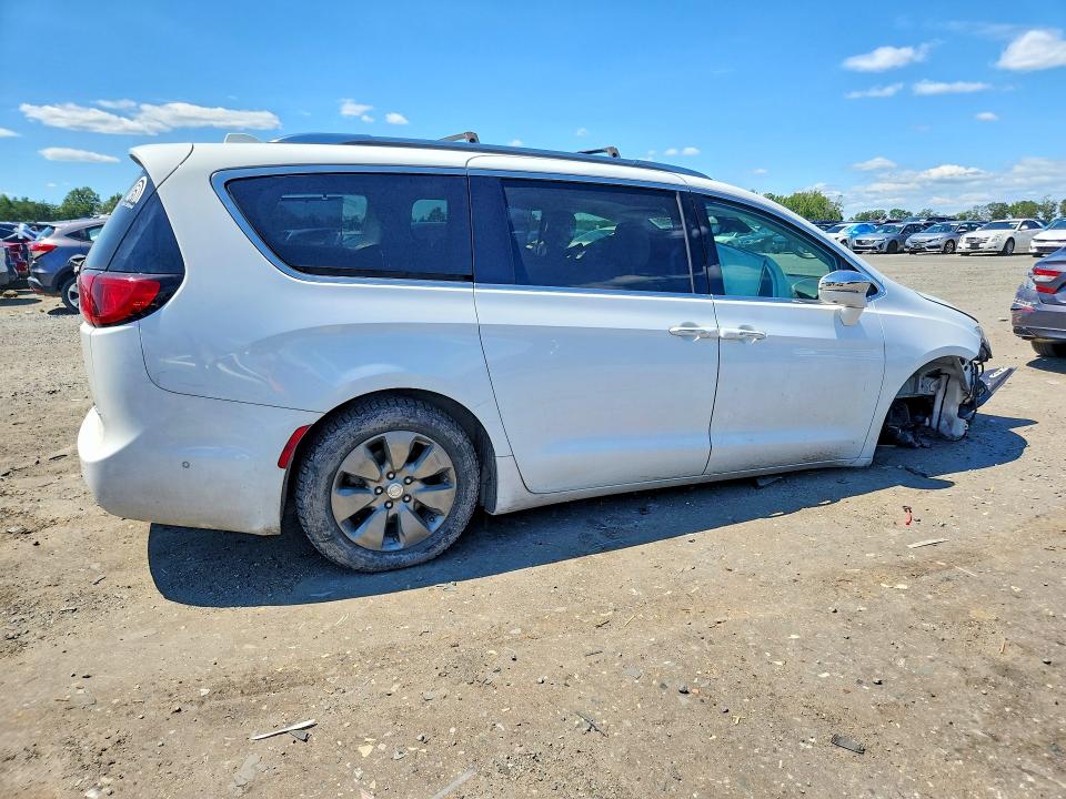 62976486 :رقم المزاد ، 2C4RC1N73HR709226 vin ، 2017 Chrysler Pacifica مزاد بيع