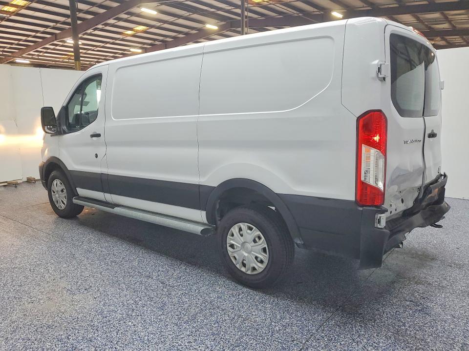 60377886 :رقم المزاد ، 1FTBR1Y87PKA85772 vin ، 2023 Ford Transit مزاد بيع