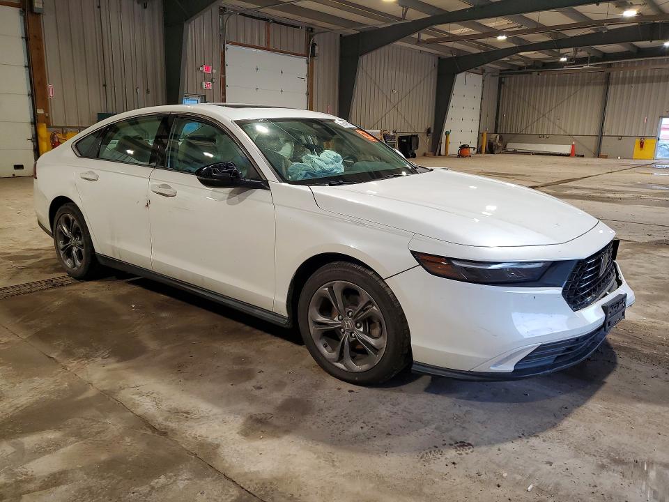 Auction sale of the 2023 Honda Accord, vin: 1HGCY1F39PA013462, lot number: 62842536