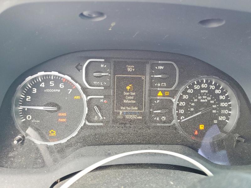 60626066 :رقم المزاد ، 5TFRM5F11JX126062 vin ، 2018 Toyota Tundra مزاد بيع