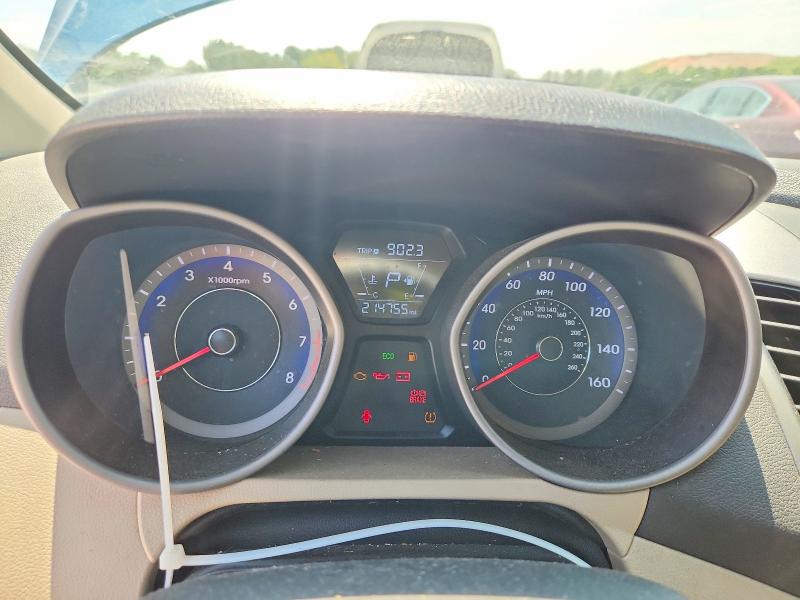 63104326 :رقم المزاد ، KMHDH4AE4FU320933 vin ، 2015 Hyundai Elantra مزاد بيع