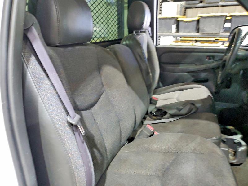 2006 Chevrolet Silverado მანქანა იყიდება აუქციონზე, vin: 1GCHC24UX6E153452, აუქციონის ნომერი: 61840306