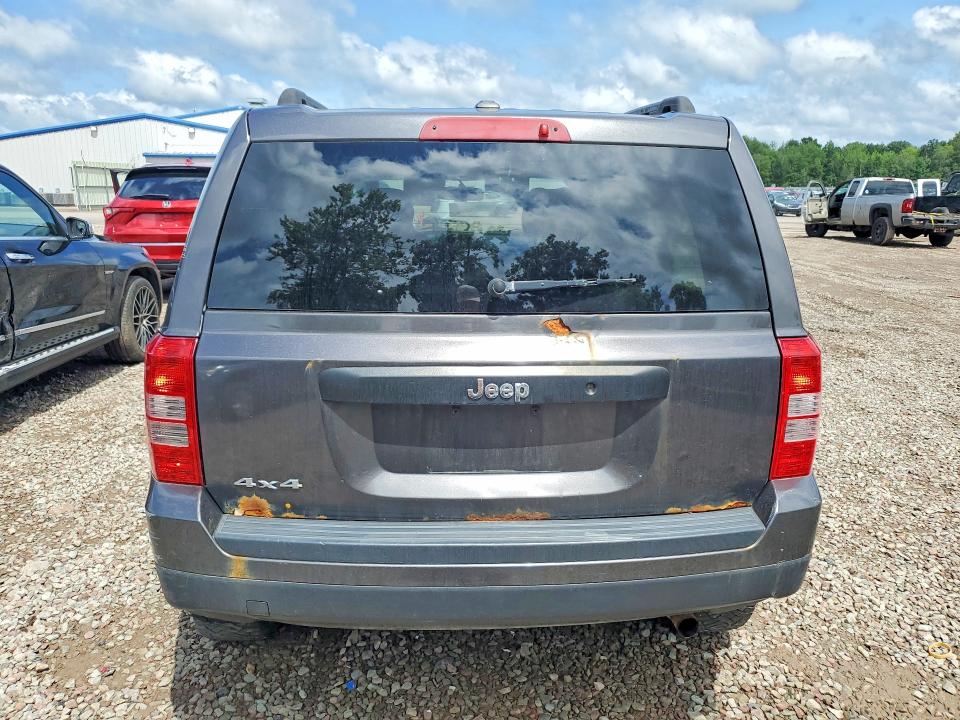 62906936 :رقم المزاد ، 1C4NJRBB3HD190421 vin ، 2017 Jeep Patriot مزاد بيع