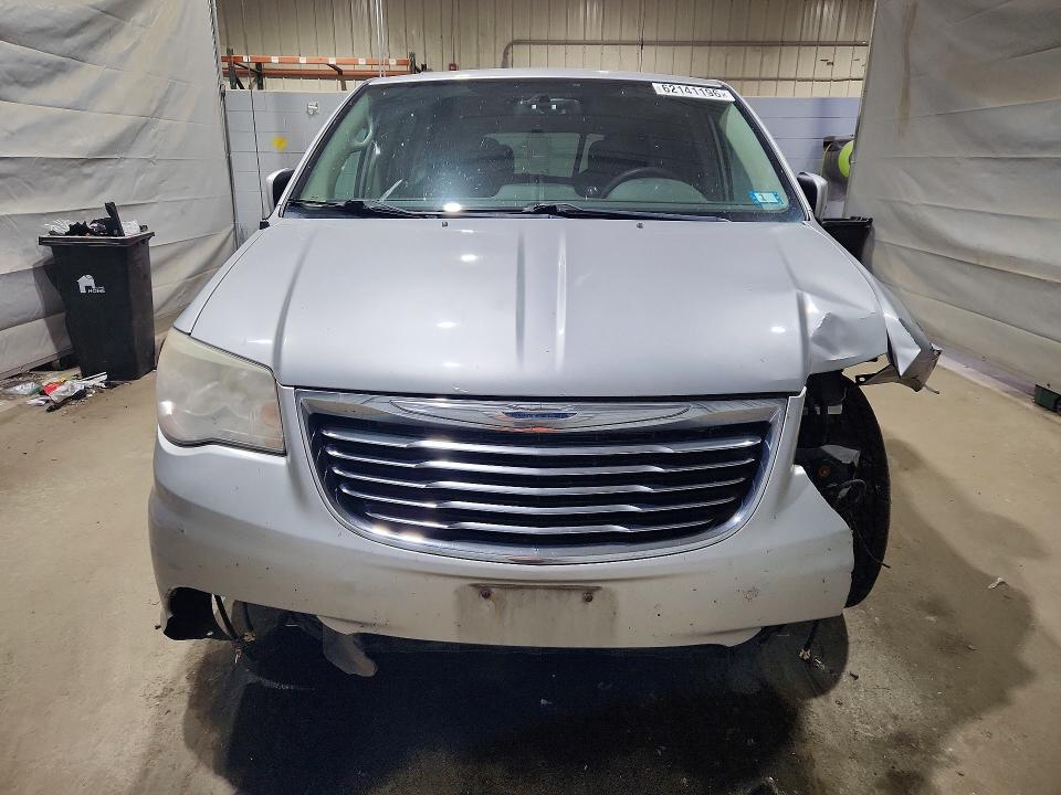 62141196 :رقم المزاد ، 2C4RC1BG0CR176295 vin ، 2012 Chrysler Town & Country مزاد بيع