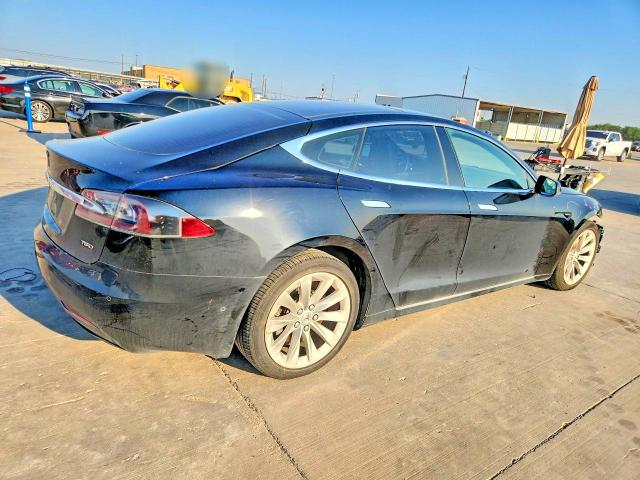 Продажа на аукционе авто 2016 Tesla Model S, vin: 5YJSA1E24GF158181, номер лота: 62056346