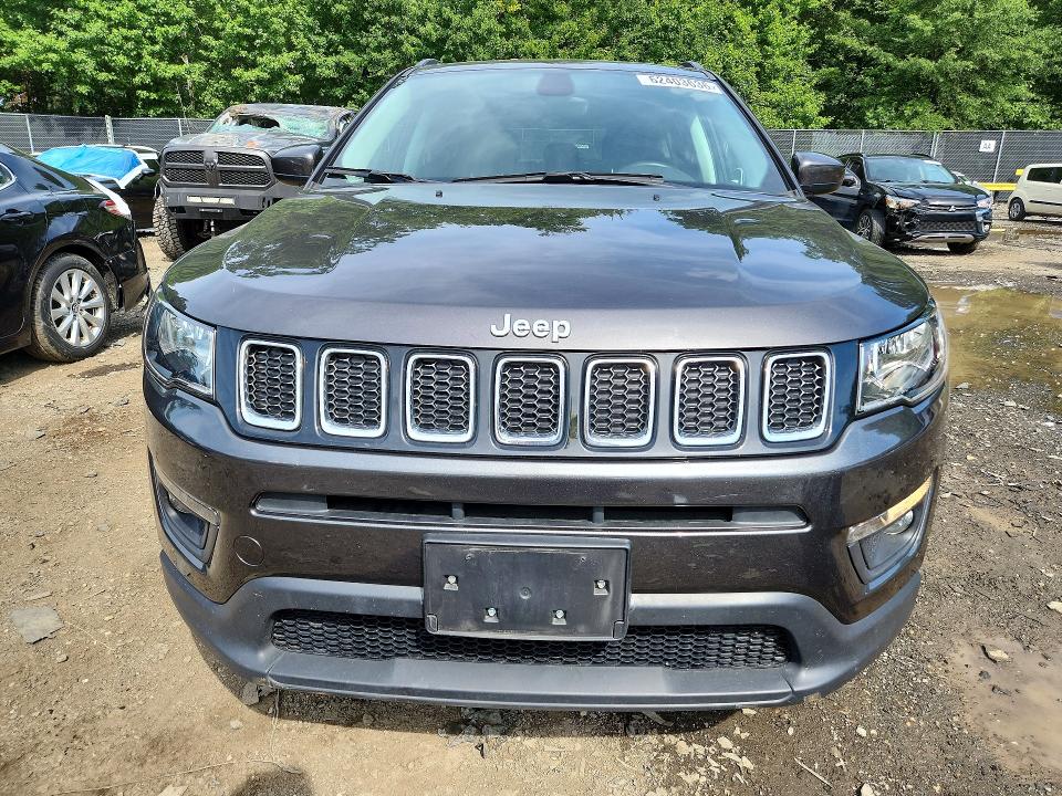 2017 Jeep Compass მანქანა იყიდება აუქციონზე, vin: 3C4NJDBBXHT674681, აუქციონის ნომერი: 62403636