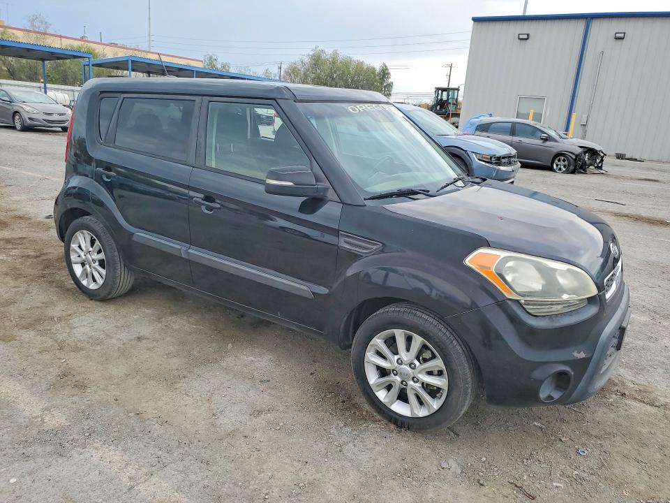 61411546 :رقم المزاد ، KNDJT2A67C7460570 vin ، 2012 Kia Soul مزاد بيع