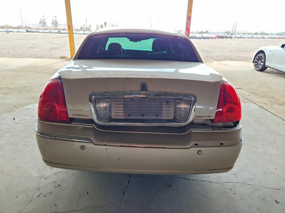 Aukcja sprzedaży 2003 Lincoln Town Car, vin: 1LNHM83W23Y651217, numer aukcji: 62867086