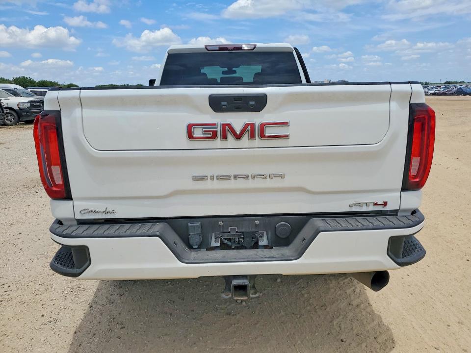 59798826 :رقم المزاد ، 1GT49VEY7NF136827 vin ، 2022 Gmc Sierra مزاد بيع