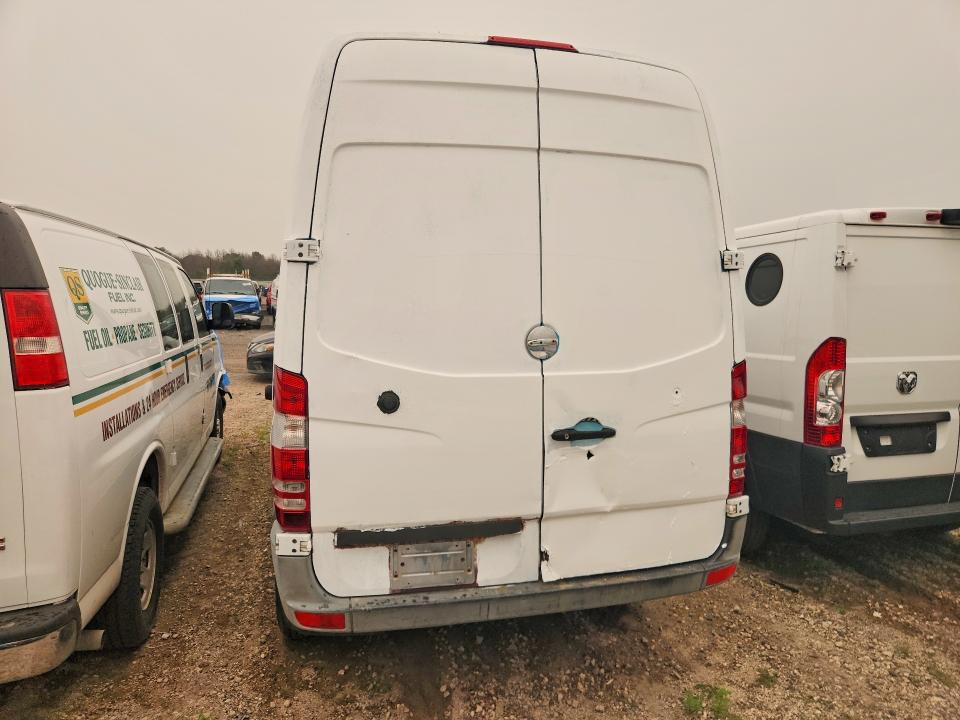 2011 Freightliner Sprinter მანქანა იყიდება აუქციონზე, vin: WDYPF0CC0B5532653, აუქციონის ნომერი: 58953986