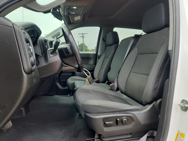 59669596 :رقم المزاد ، 1GCPYFEDXLZ342383 vin ، 2020 Chevrolet Silver1500 مزاد بيع