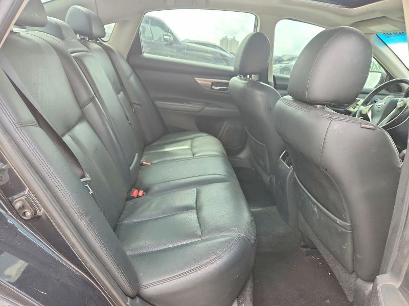2015 Nissan Altima მანქანა იყიდება აუქციონზე, vin: 1N4AL3AP3FN348417, აუქციონის ნომერი: 63231376