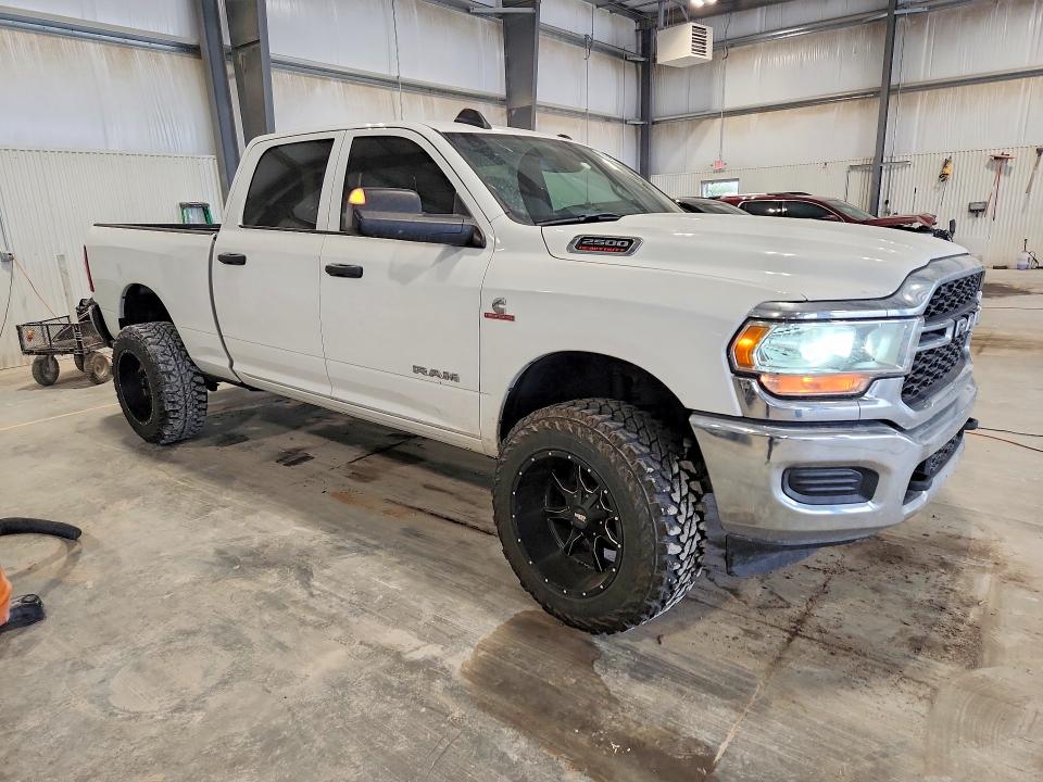 59154516 :رقم المزاد ، 3C6UR5CL6NG209019 vin ، 2022 Ram 2500 مزاد بيع