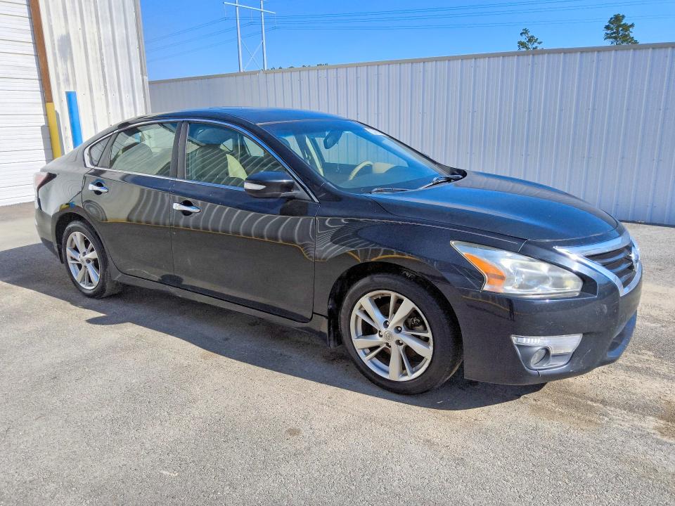 2014 Nissan Altima მანქანა იყიდება აუქციონზე, vin: 1N4AL3AP3EC202318, აუქციონის ნომერი: 58453186