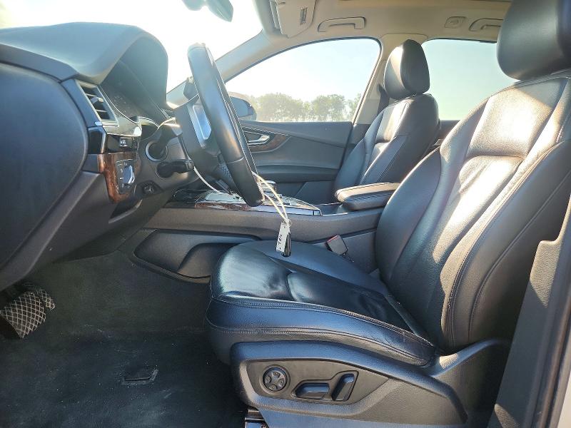 Продаж на аукціоні авто 2017 Audi Q7, vin: WA1LAAF78HD033458, номер лоту: 63332656