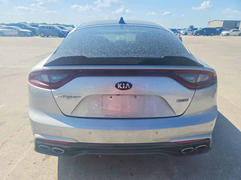 2018 Kia Stinger მანქანა იყიდება აუქციონზე, vin: KNAE25LAXJ6015375, აუქციონის ნომერი: 59782776