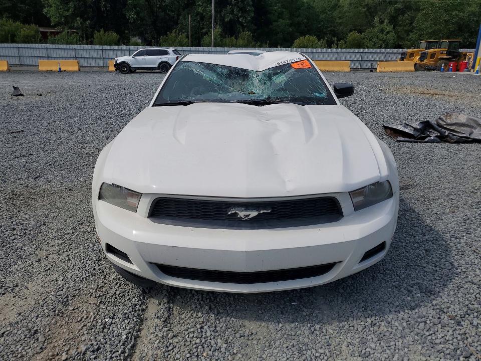 61474316 :رقم المزاد ، 1ZVBP8AM0C5287347 vin ، 2012 Ford Mustang مزاد بيع
