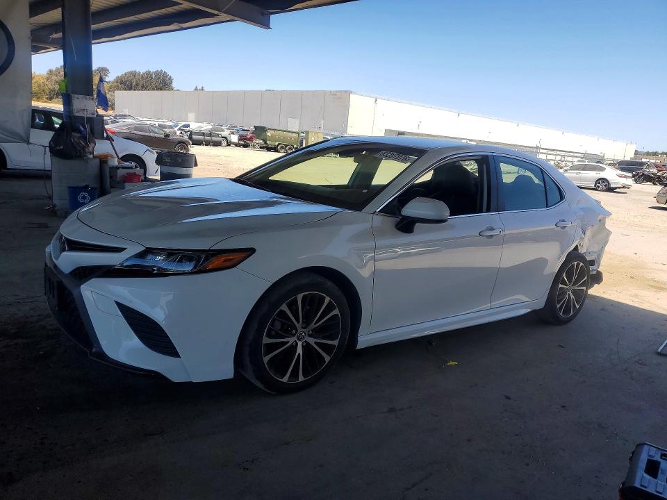 Продаж на аукціоні авто 2019 Toyota Camry, vin: JTNB11HK1K3076776, номер лоту: 63207076