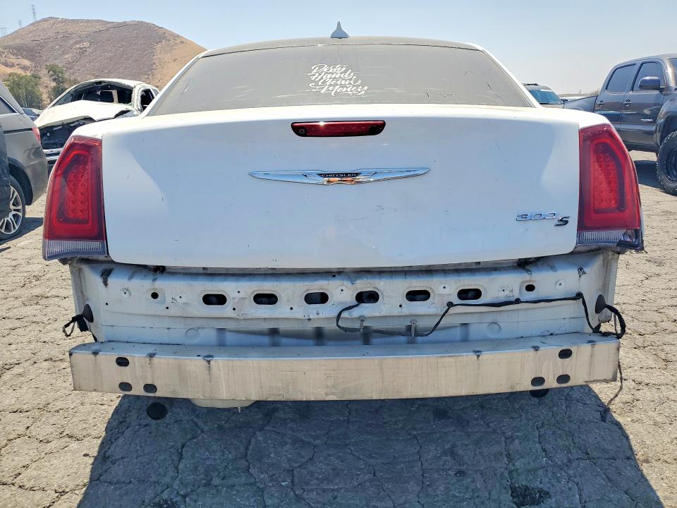 59685526 :رقم المزاد ، 2C3CCABG1GH351188 vin ، 2016 Chrysler 300 مزاد بيع