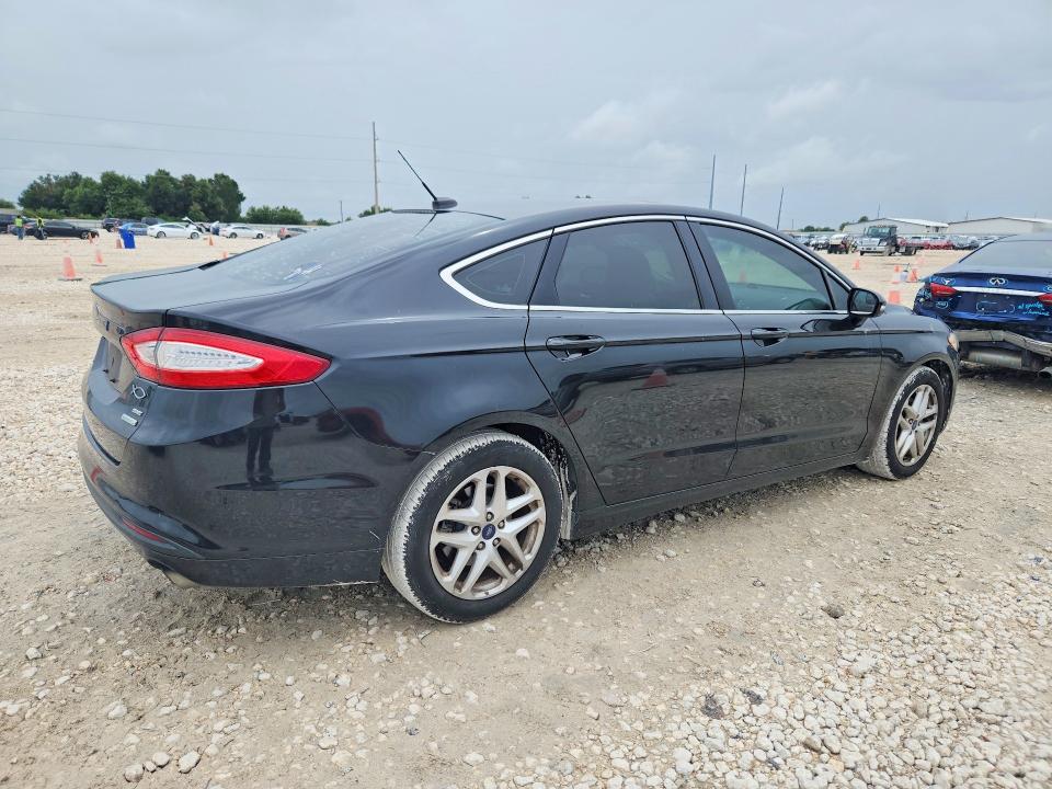 61370256 :رقم المزاد ، 3FA6P0HD1FR161999 vin ، 2015 Ford Fusion مزاد بيع