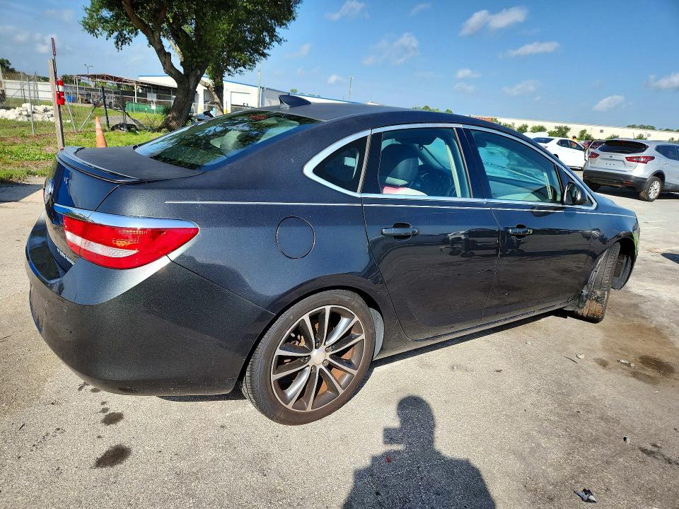 Продаж на аукціоні авто 2017 Buick Verano, vin: 1G4PR5SK3H4115921, номер лоту: 61719366