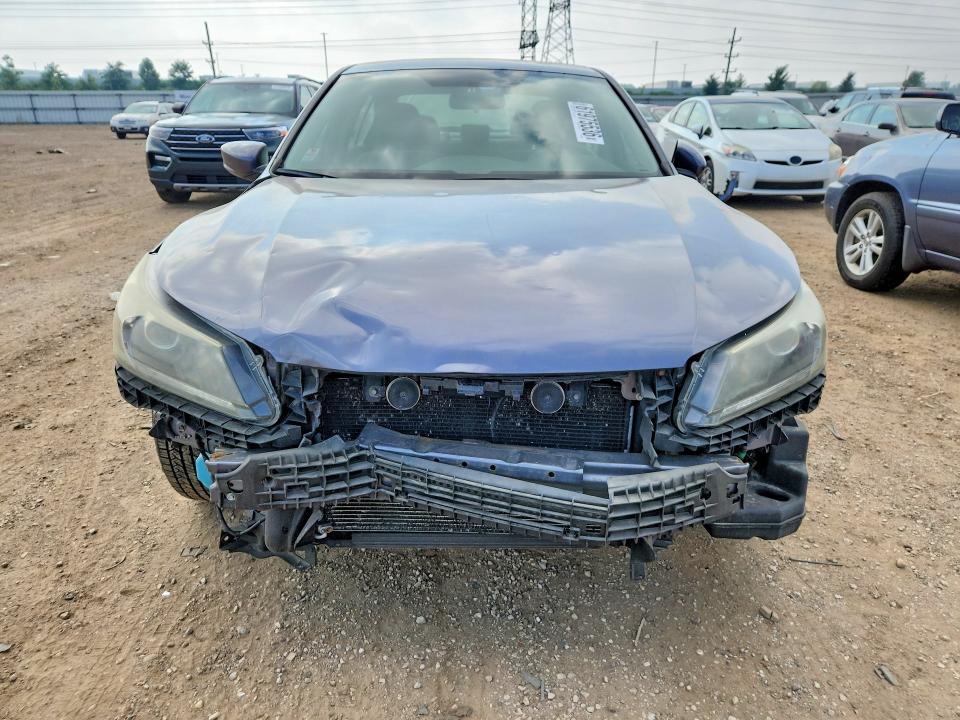 61975536 :رقم المزاد ، 1HGCR2F37FA070227 vin ، 2015 Honda Accord مزاد بيع