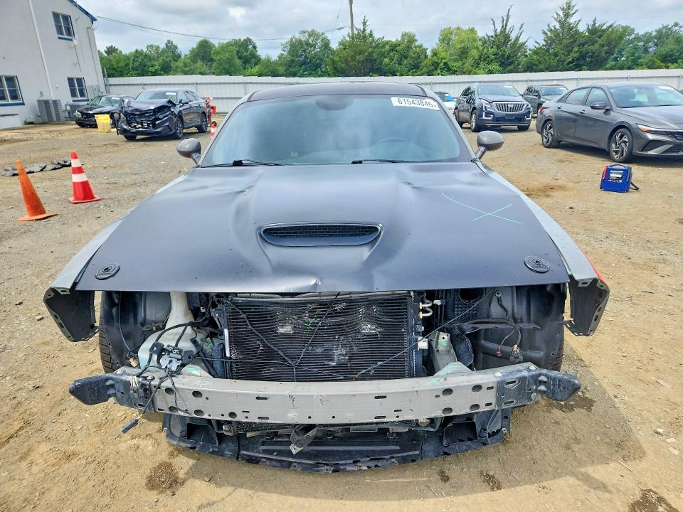 61543846 :رقم المزاد ، 2C3CDZFJ7HH632883 vin ، 2017 Dodge Challenger مزاد بيع