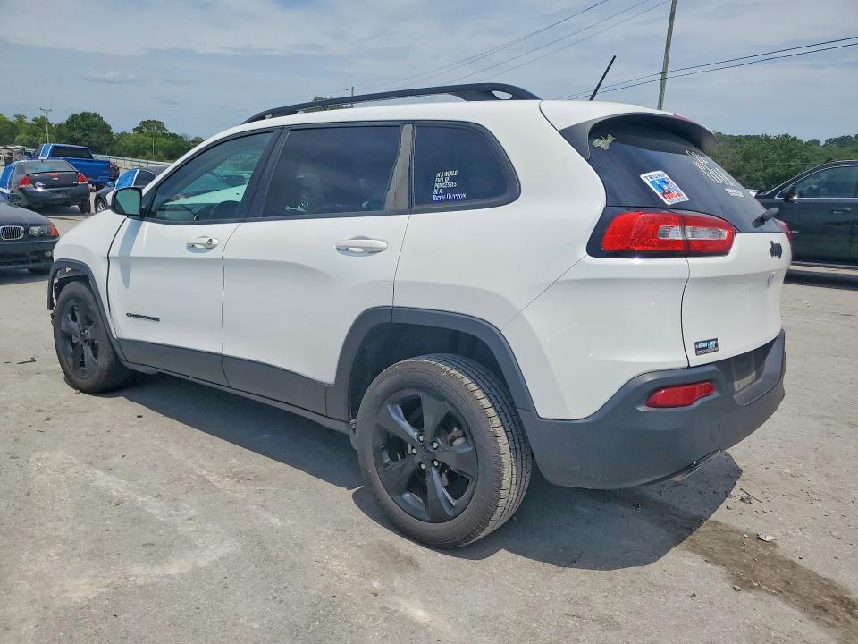 62617676 :رقم المزاد ، 1C4PJLCB4JD596900 vin ، 2018 Jeep Cherokee مزاد بيع