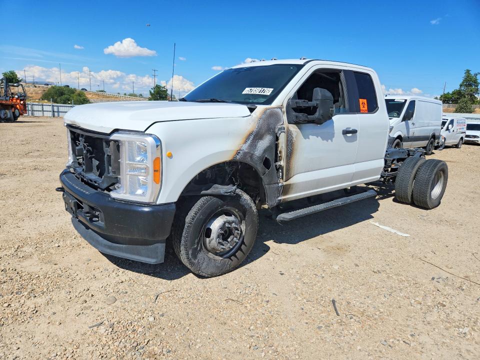 57850176 :رقم المزاد ، 1FT8X3DA1PEC12096 vin ، 2023 Ford F350 مزاد بيع