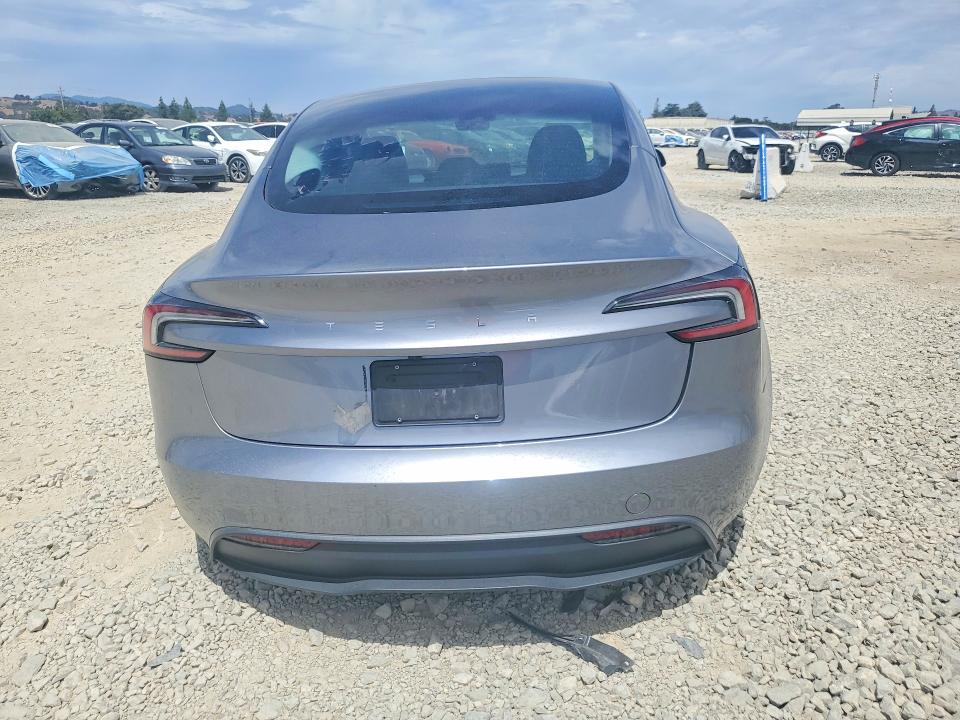 61446086 :رقم المزاد ، 5YJ3E1EA0SF077834 vin ، 2025 Tesla Model 3 مزاد بيع