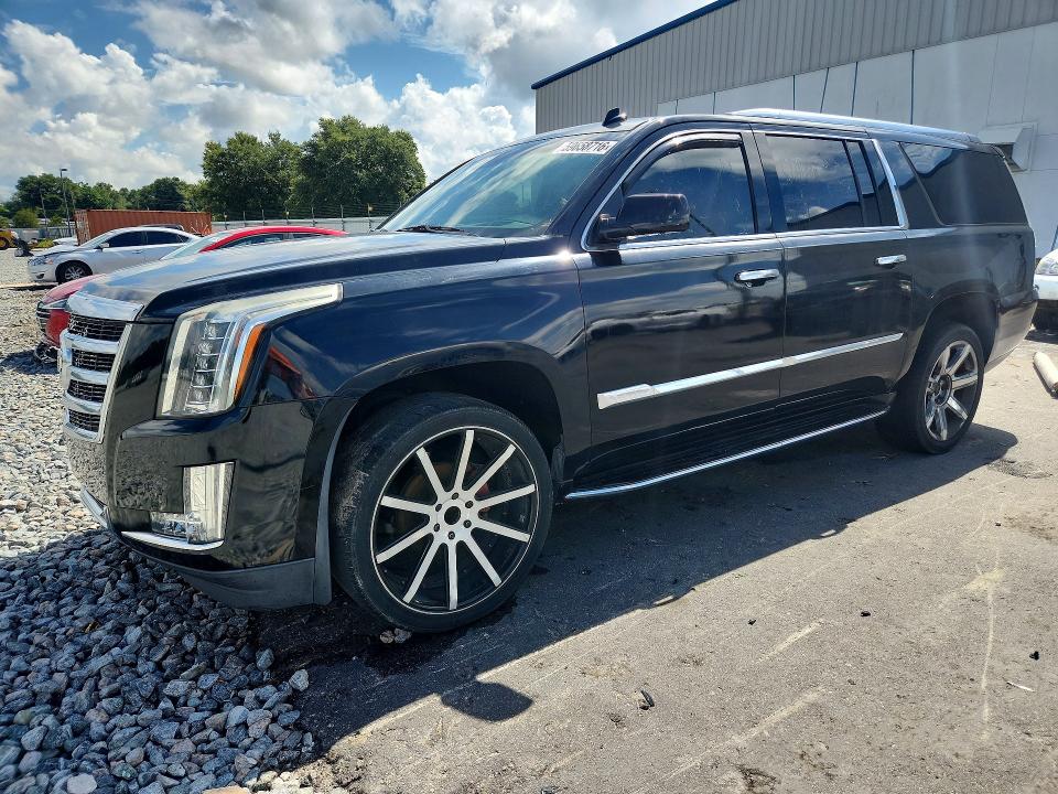 59658716 :رقم المزاد ، 1GYS3HKJ0FR178879 vin ، 2015 Cadillac Escalade مزاد بيع