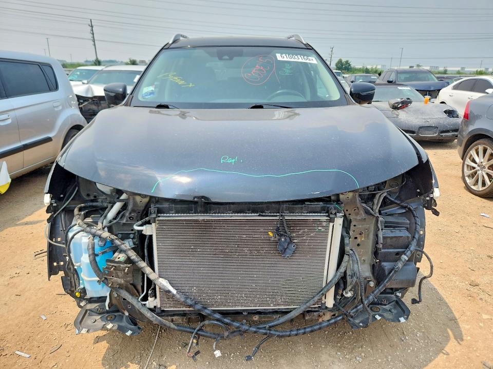 61003166 :رقم المزاد ، 5N1AT2MV1HC754964 vin ، 2017 Nissan Rogue مزاد بيع