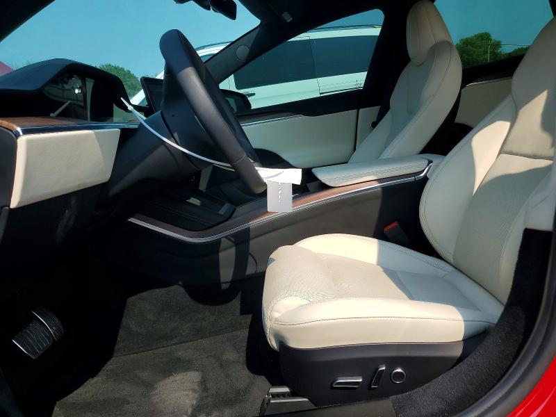 63051176 :رقم المزاد ، 5YJSA1E50NF487290 vin ، 2022 Tesla Model S مزاد بيع