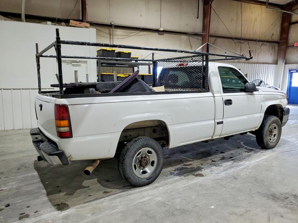 2006 Chevrolet Silverado მანქანა იყიდება აუქციონზე, vin: 1GCHC24UX6E153452, აუქციონის ნომერი: 61840306