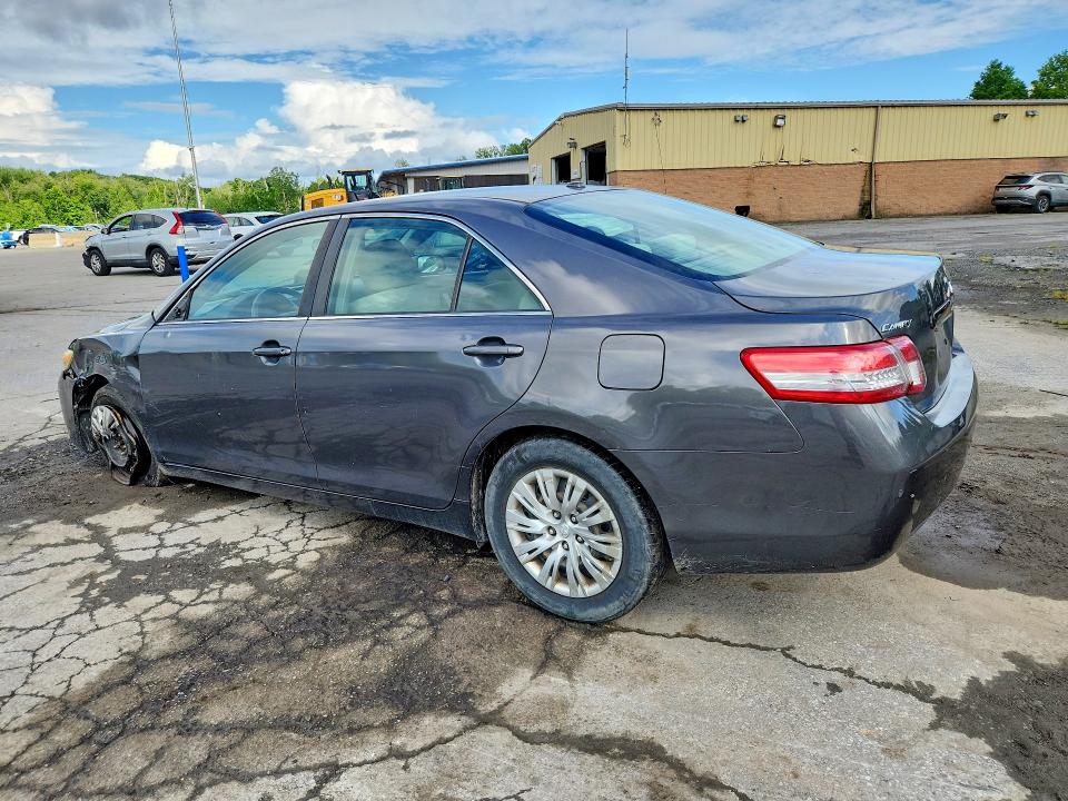 2010 Toyota Camry მანქანა იყიდება აუქციონზე, vin: 4T4BF3EK2AR024427, აუქციონის ნომერი: 63168096