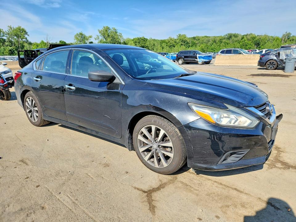 61389736 :رقم المزاد ، 1N4AL3AP0GC203803 vin ، 2016 Nissan Altima مزاد بيع
