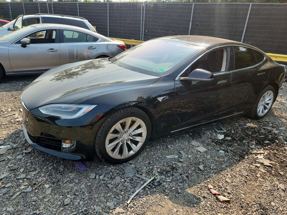 Aukcja sprzedaży 2017 Tesla Model S, vin: 5YJSA1E11HF190594, numer aukcji: 61293976