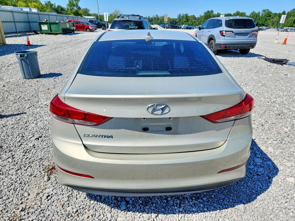 63340896 :رقم المزاد ، 5NPD84LF2HH087576 vin ، 2017 Hyundai Elantra مزاد بيع
