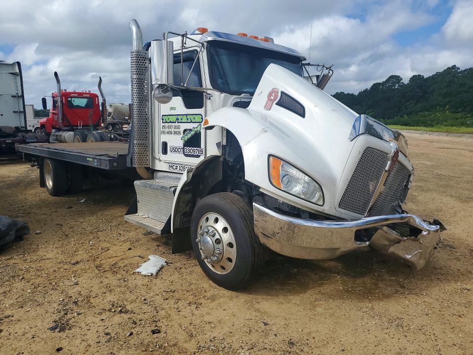 61304266 :رقم المزاد ، 2NKHHN6X7DM340279 vin ، 2013 Kenworth Construction مزاد بيع