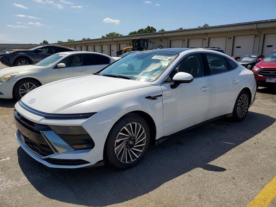 Продаж на аукціоні авто 2026 Hyundai Sonata Hybrid, vin: KMHL54JJ9TA140202, номер лоту: 61843206