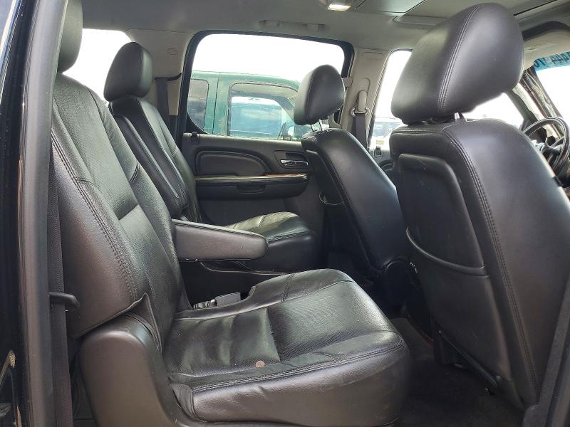 61444976 :رقم المزاد ، 1GYS4JEF4ER151033 vin ، 2014 Cadillac Escalade مزاد بيع